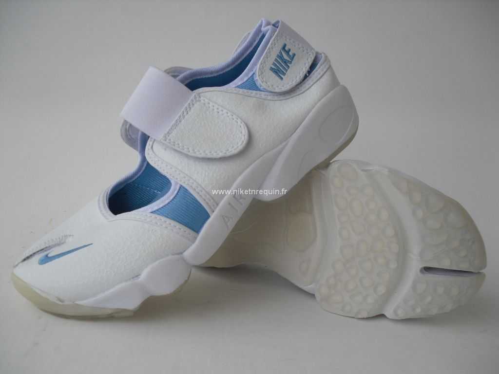 Nouveau Modele De Baskets Nike Rift Practicle Shox Bleu Blanc
